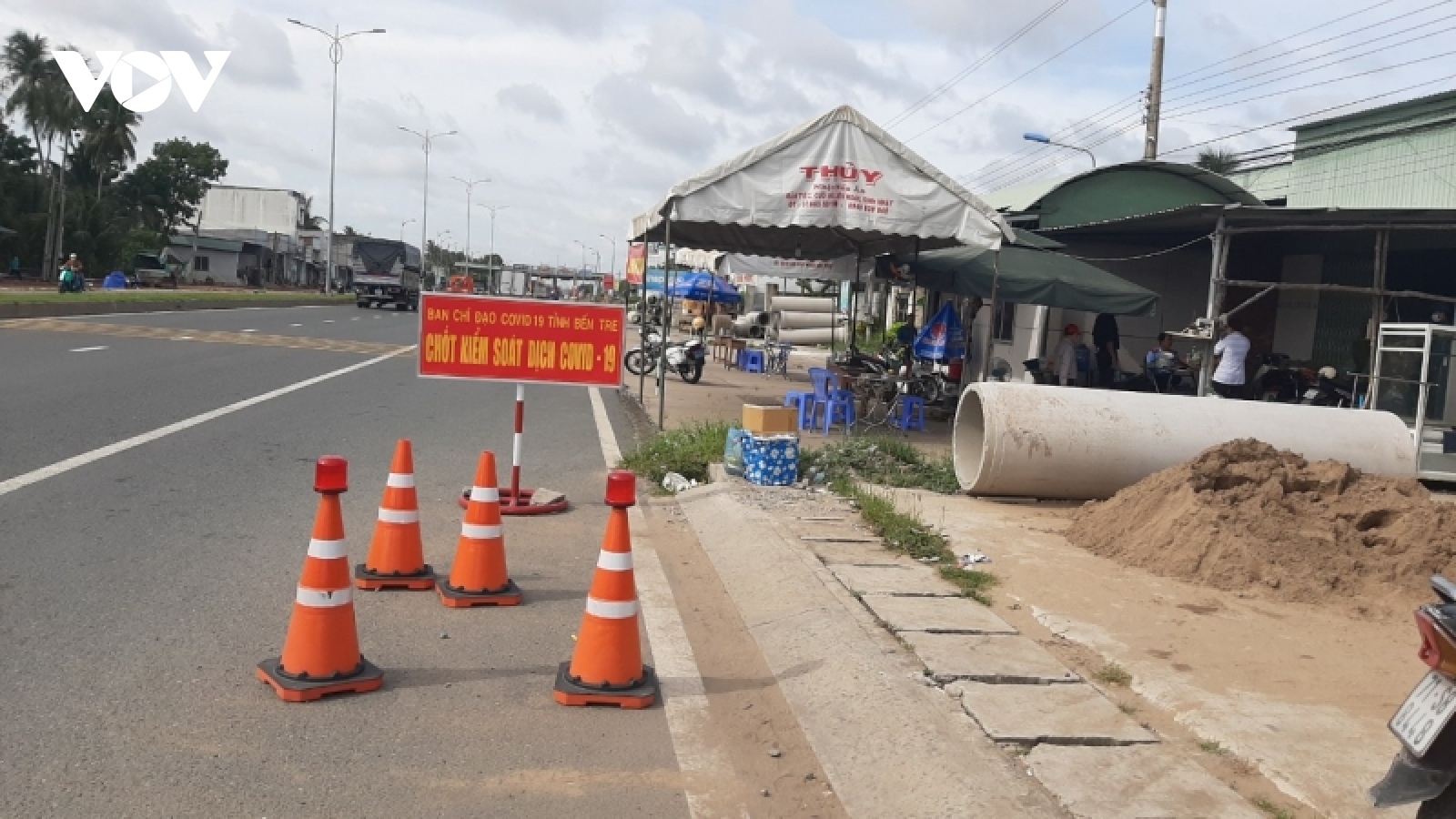 Sau nhiều ngày lắng dịu, dịch Covid-19 tái phát với 12 ca dương tính ở Bến Tre